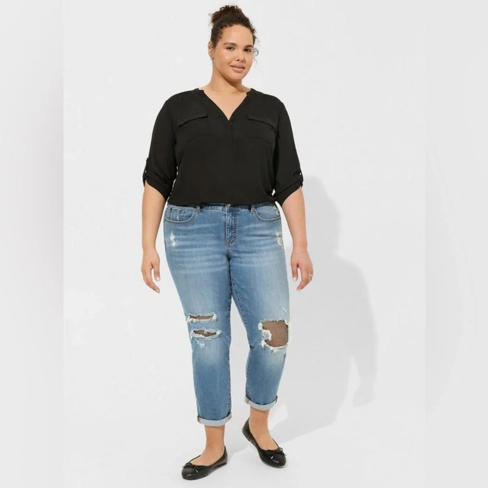 Torrid Perfect Boyfriend Ankle Vintage Stretch Mid-Rise Jean 22R